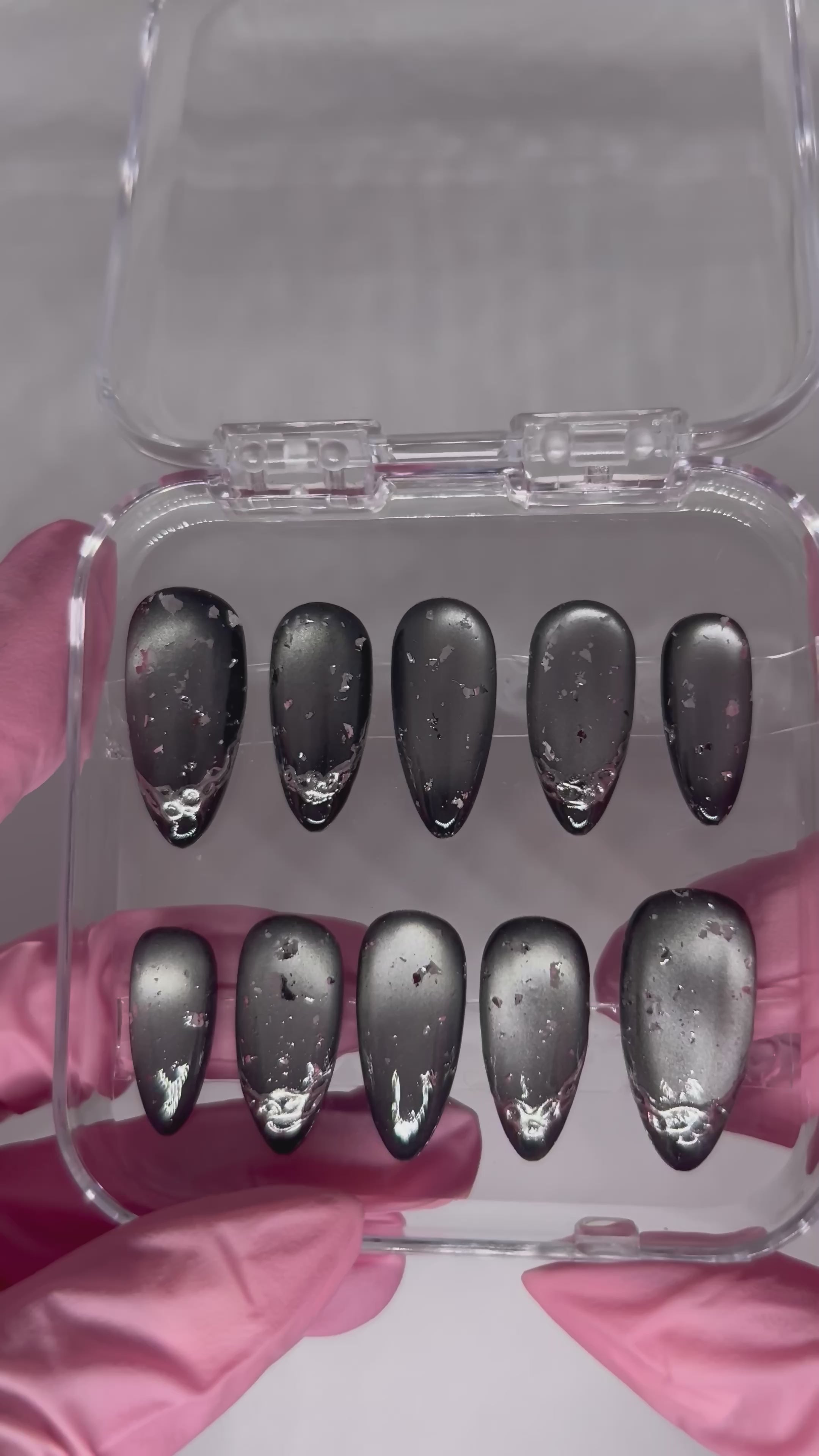 Silver Chrome Cat Eye Nails
